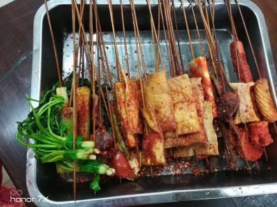 成都油炸串串技術(shù)培訓(xùn)哪里教的好？各種食材腌制方法
