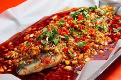 四川紙包魚餐飲培訓(xùn)學(xué)校哪里好？一對一的教學(xué)模式