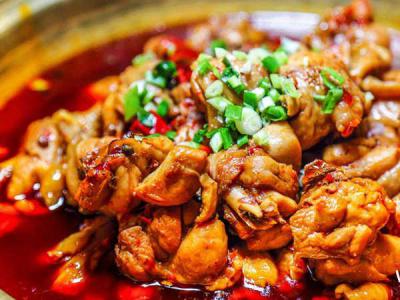 麻辣火鍋雞底料訓(xùn)練需求多少錢？火鍋技能訓(xùn)練中心