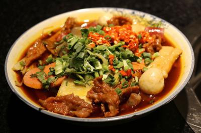 盤盤干拌麻辣燙技術做法哪里靠譜？高湯底料技巧培訓