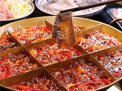 火鍋技術(shù)培訓(xùn)學(xué)校哪里排名好？