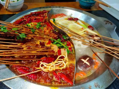 小吃技術(shù)培訓班哪里好，火鍋串串香技術(shù)培訓學校哪里好？