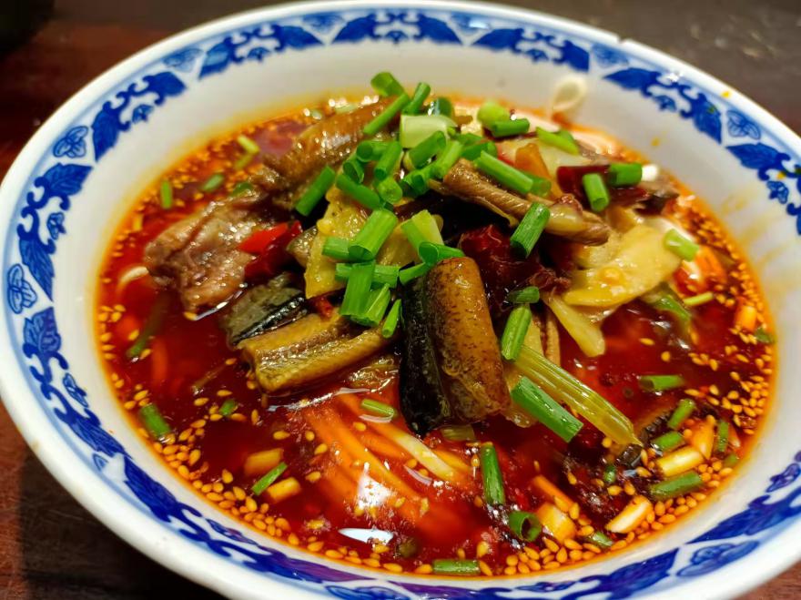 培訓美食小吃學校有哪些？成都美食小吃培訓學校班