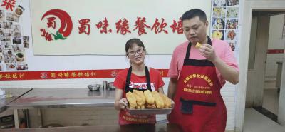 美食小吃技術(shù)培訓(xùn)學(xué)校，四川小吃培訓(xùn)學(xué)校排名