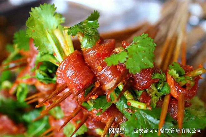 串串香培訓(xùn)學(xué)校哪個(gè)好？成都哪里可以學(xué)串串香技術(shù)？