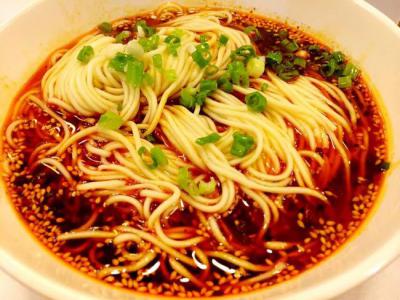 冒菜培訓班一般多少錢？培訓冒菜技術中心