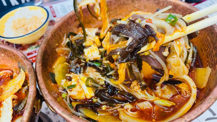重慶火鍋冒菜培訓(xùn)學(xué)校哪家好？重慶冒菜培訓(xùn)中心